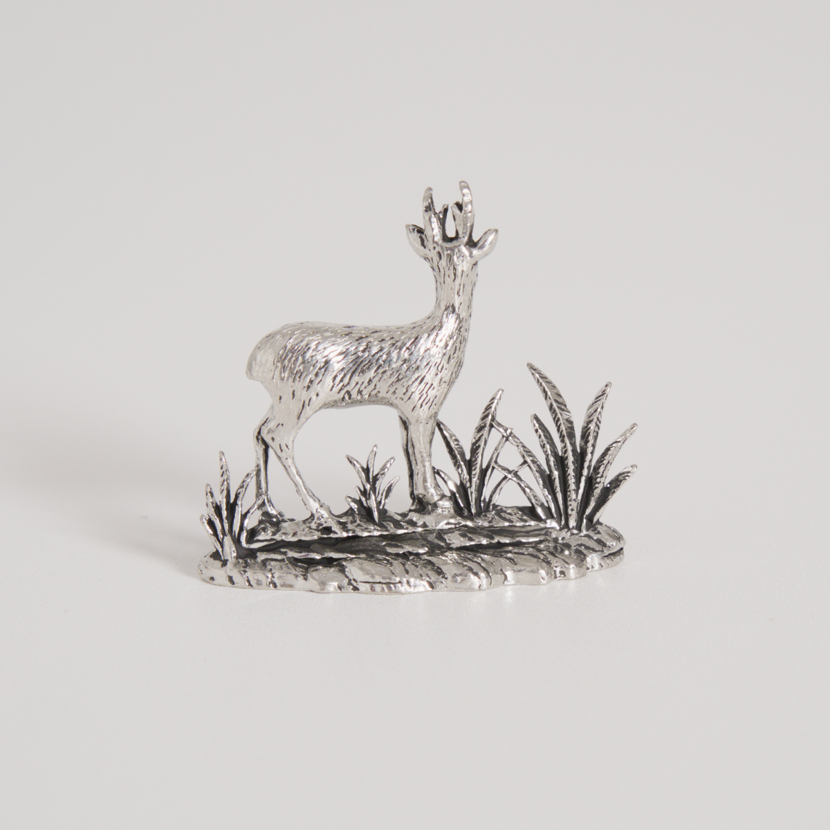 Figurine chevreuil